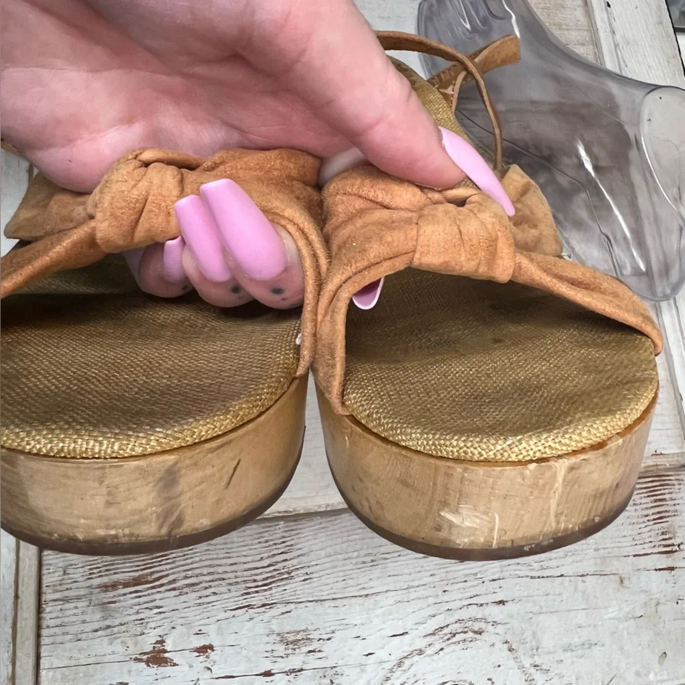 Miss Albright Wood Platform Sandals